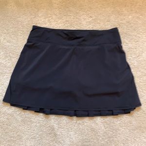 Lululemon Athletica Black skirt 6Tall